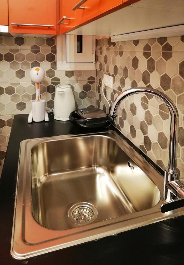 Stylish Modern Studio In The Heart Of Athens Ngoại thất bức ảnh
