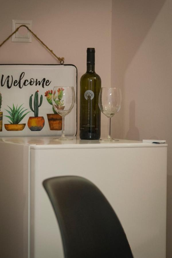 Stylish Modern Studio In The Heart Of Athens Ngoại thất bức ảnh